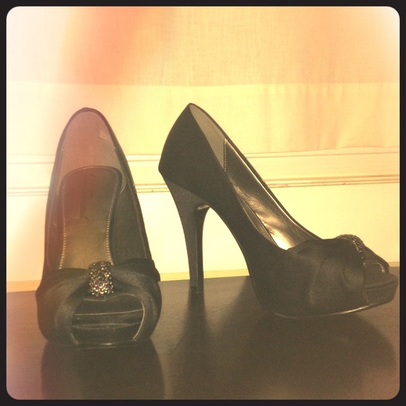 Lulu Townsend Mira Platform Pumps