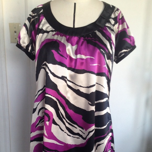 Vertigo Paris Black Purple White Dress Size M