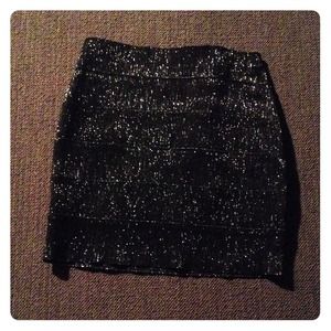 Black sparkled skirt