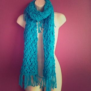 💕SALE💕 HAND KNITTED SCARF! 👌