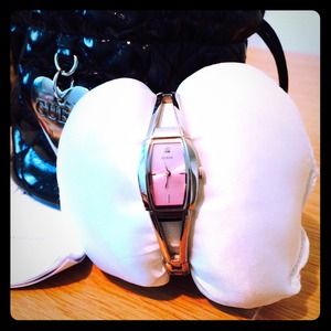 REDUCED Guess Bracelet Watch