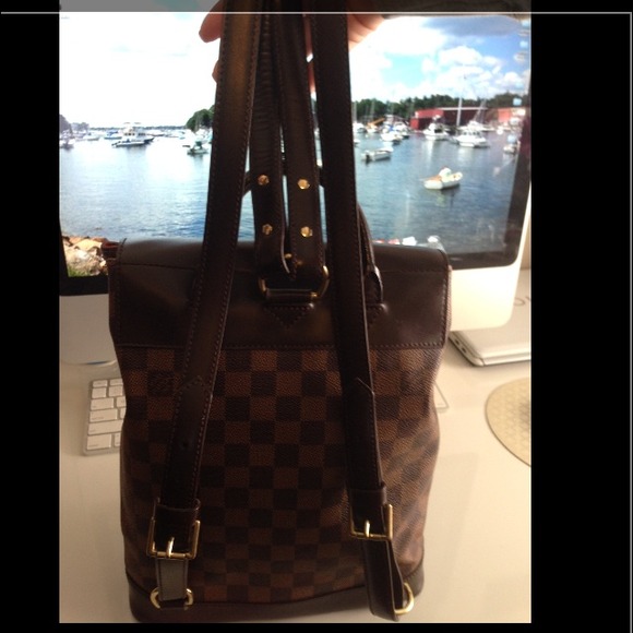 π―% AUTHENTIC LOUIS VUITTON BACKPACk - Picture 3 of 4