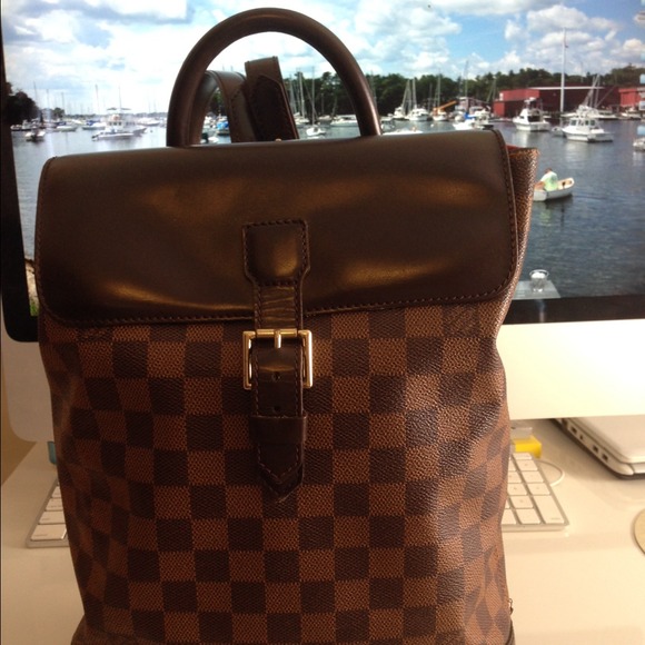 π―% AUTHENTIC LOUIS VUITTON BACKPACk - Picture 4 of 4