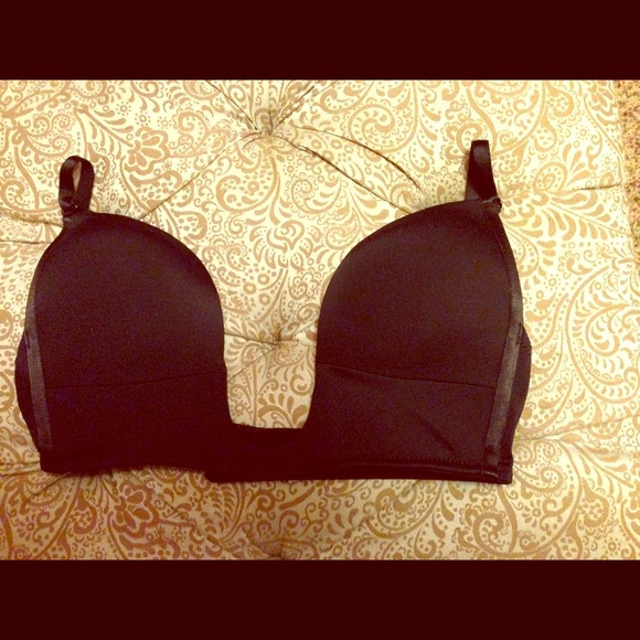 Victorias Secret Plunge bra brand new