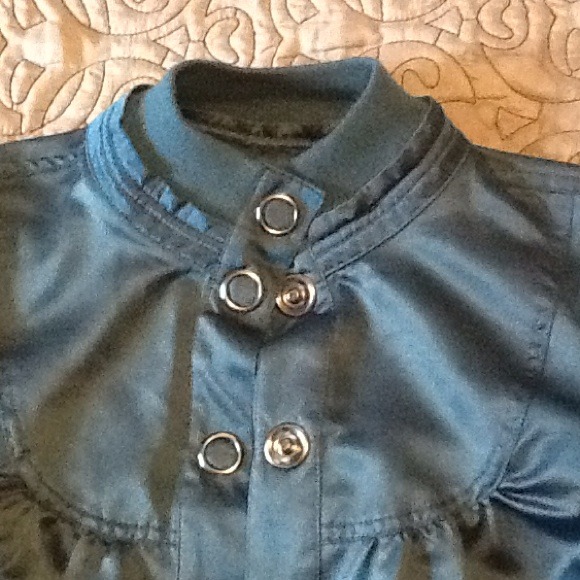 Jacket - Picture 2 of 4