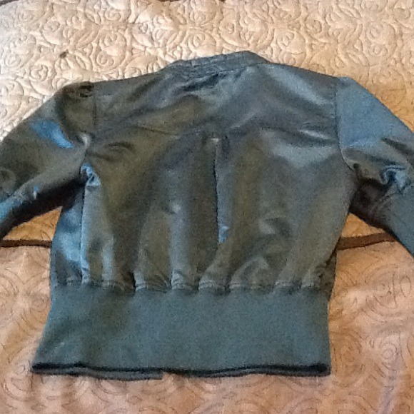 Jacket - Picture 4 of 4