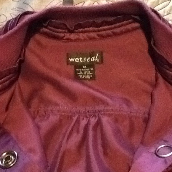 Jacket - Picture 2 of 4