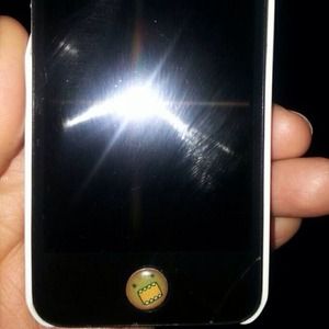 SOLD iPhone 4