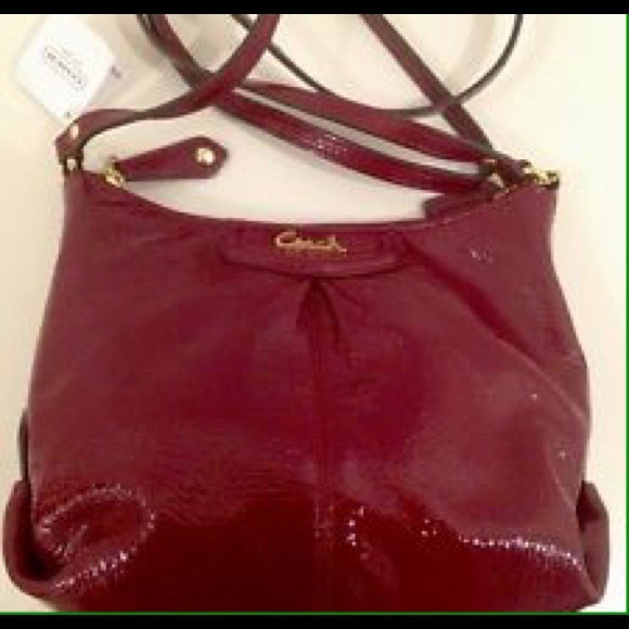 🆕Coach Ashley Patent Leather Swing Crossbody bag