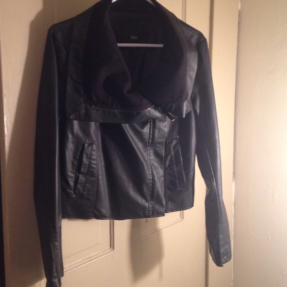 🐱HOLD🐱 Mossimo Leather Jacket