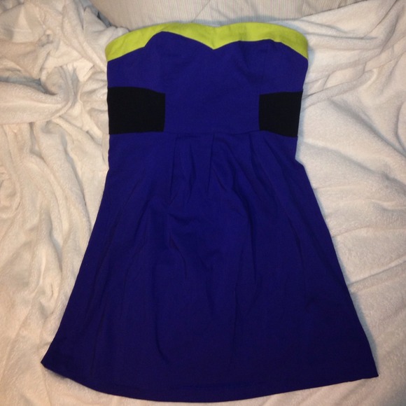 Blue sparkle and fade dress