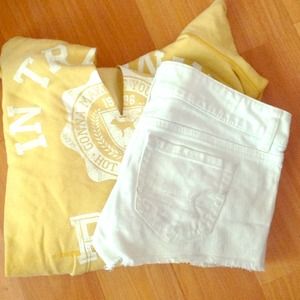 VS Sweatshirt+American Eagle Shorts Bundle!