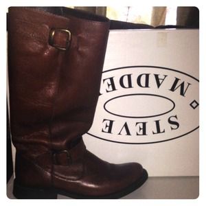 Steve Madden Frencchh cognac size 9