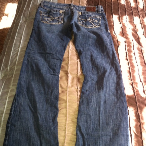 Buckle jeans - Picture 2 of 4