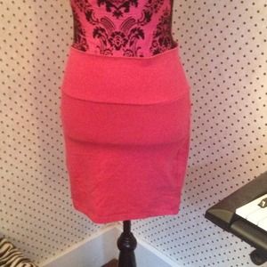 Pink pencil skirt