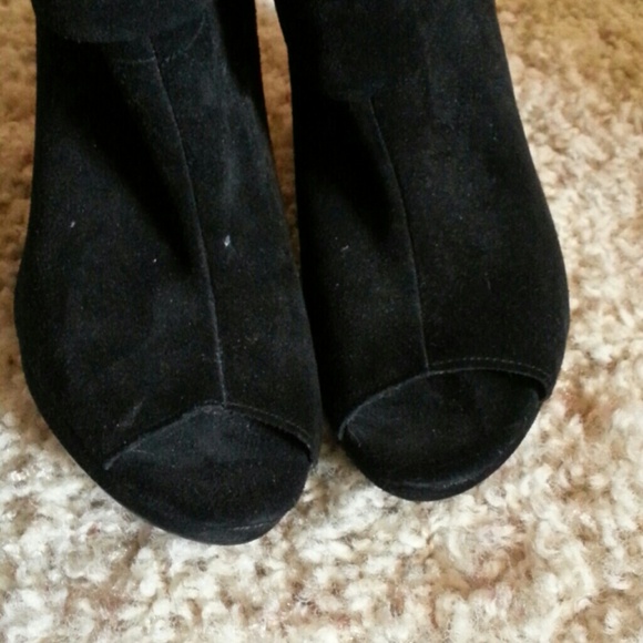 BCBGeneratio open toe bootie - Picture 3 of 3