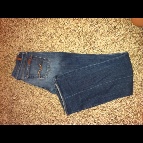 Jeans - Picture 3 of 4