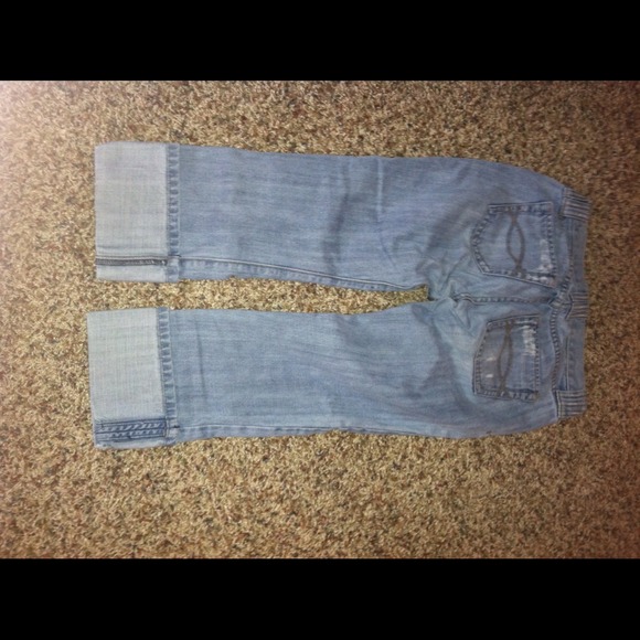 Capris - Picture 2 of 4