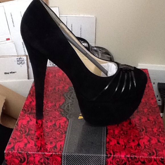 MACHI BRAND WOMEN SHOES sizes 5.5,6,6.5,7,7.5