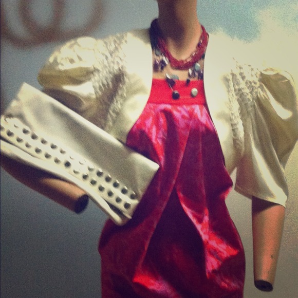 Total outfit with assoricories