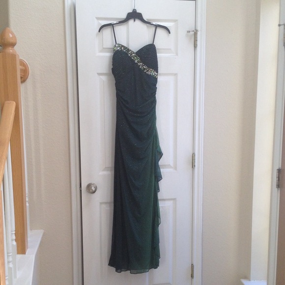 Formal dress. I wore it to prom in 2012. - Picture 1 of 1