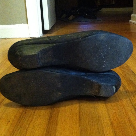 Black leather upper boots with gold buttons 🌞 - Picture 3 of 4