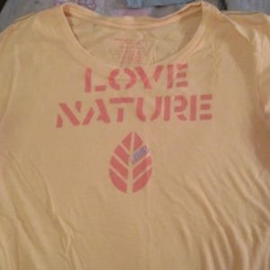 American Eagle Outfitters tee