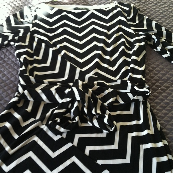 Ralph Lauren dress-sold in a bundle- - Picture 3 of 3