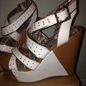 Jessica Simpson Wedge