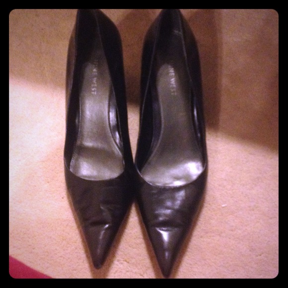 Black nine west heels - Picture 1 of 2
