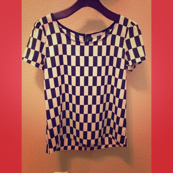 Top Size S