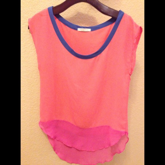 Top size M
