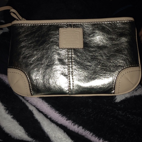 Authentic Coach Wristlet Large