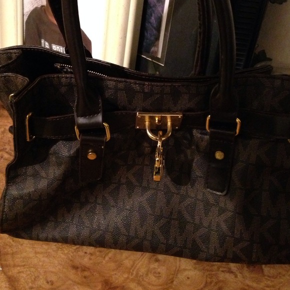 Handbag