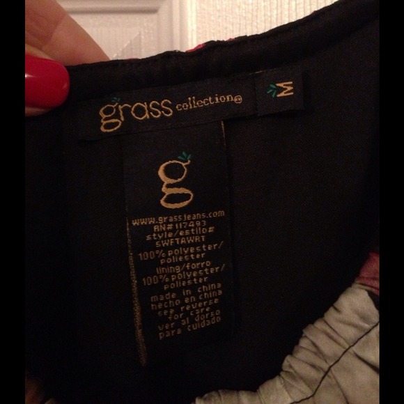 Grass Collection One-Shouldered Top - Picture 4 of 4