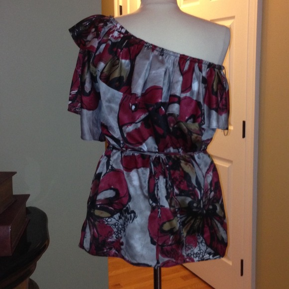 Grass Collection One-Shouldered Top - Picture 2 of 4