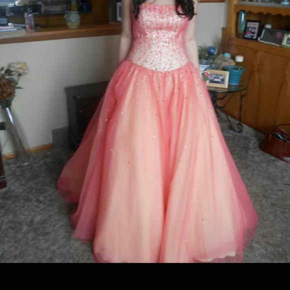 Pink Mori Lee ball gown! - Picture 4 of 4