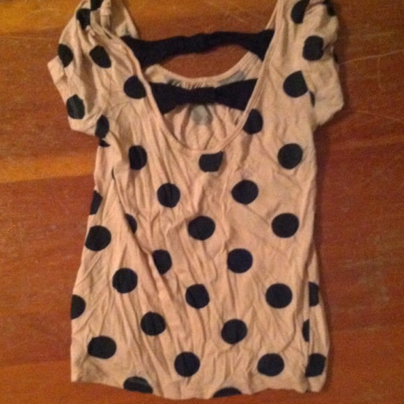 T-shirt - Picture 2 of 2