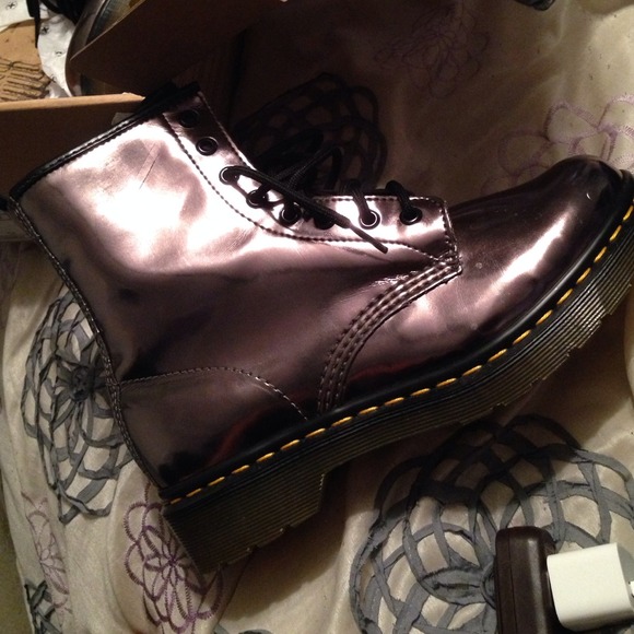 Dr. Martens Boots - Metallic Dr.Martens boot