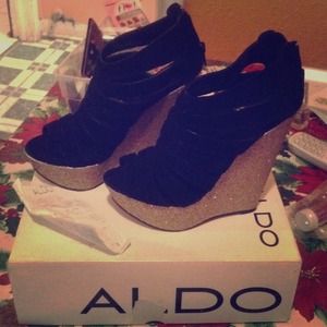 Reduced 👌👌👌👌Aldo high wedges ,100% real