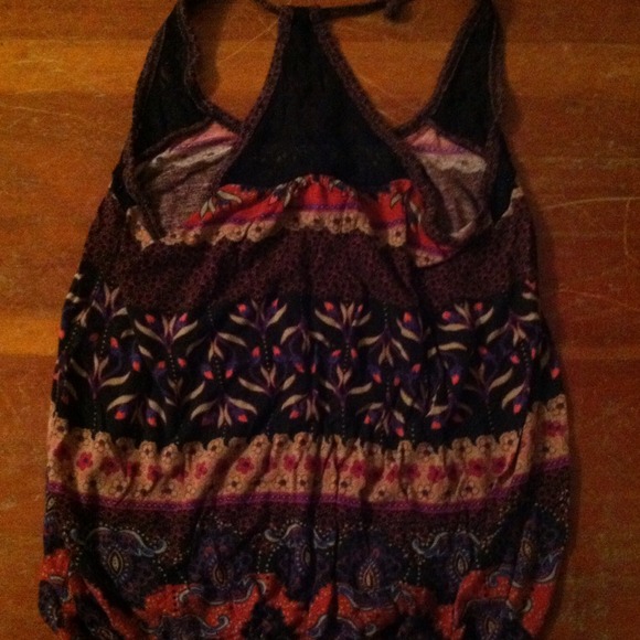 Tank - Picture 2 of 2