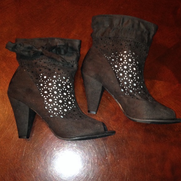 Beautiful Black Boots