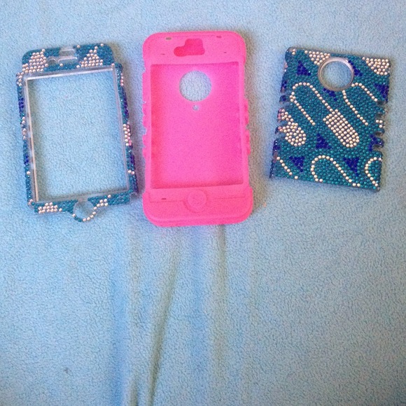 iPhone 4 cases - Picture 3 of 4