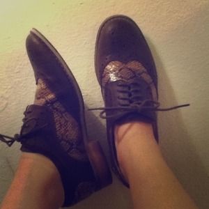 Vintage shoes !!! 👞👗👜👝🌂