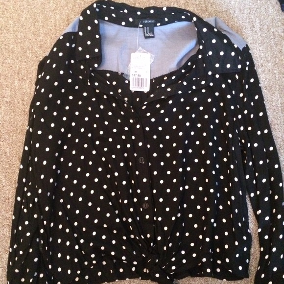 🔴SOLD🔴Forever 21 Polka Dot Front Tied Top Sz S