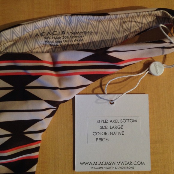 SOLD.Axel. Native. Large. - Picture 2 of 4