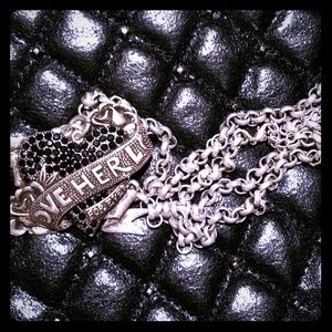 Blingy heart necklace