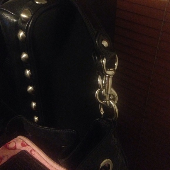 More pics - Picture 2 of 5