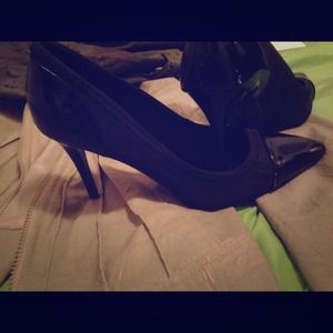 Nine West kitten heels