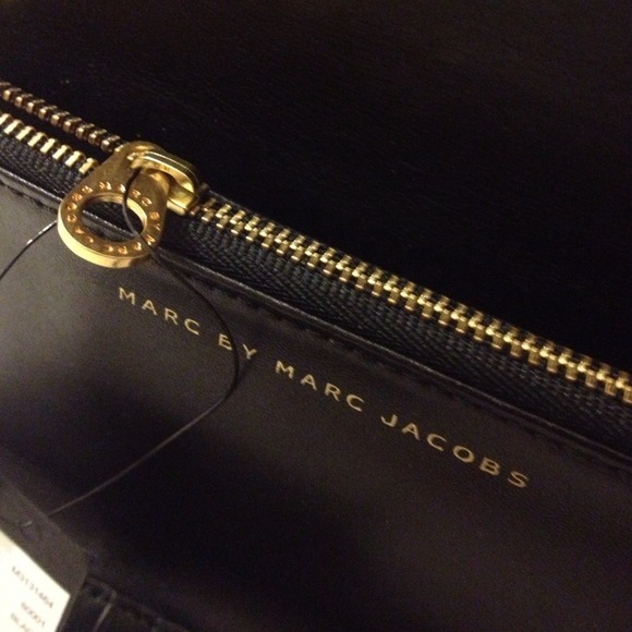 Marc Jacobs Wallet - Picture 4 of 4